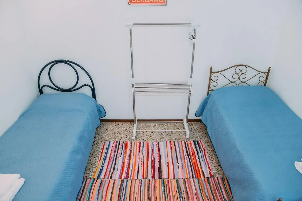 Apartament Appartamento Arlecchino Bergamo Włochy